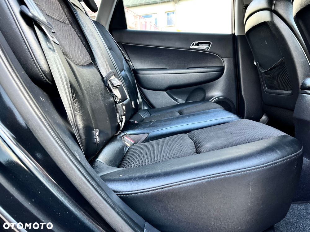 Hyundai i30 i30cw 2.0 Style - 14