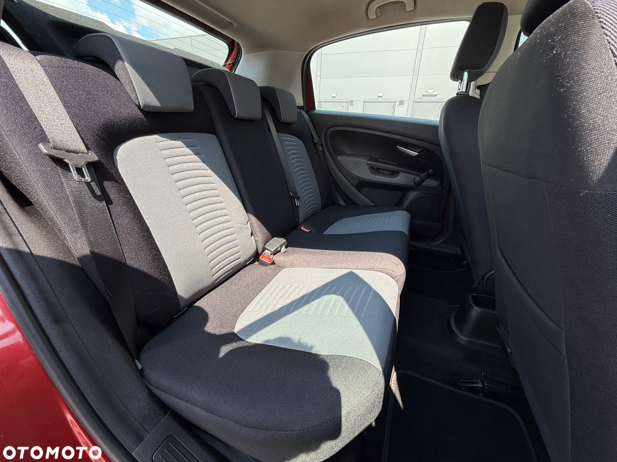 Fiat Grande Punto 1.4 8V Dualogic Dynamic - 25