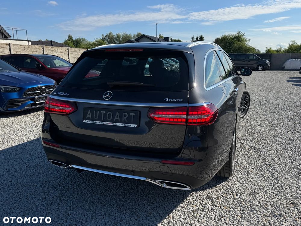 Mercedes-Benz Klasa E 300 de PHEV 4-Matic AMG 9G-Tronic - 15