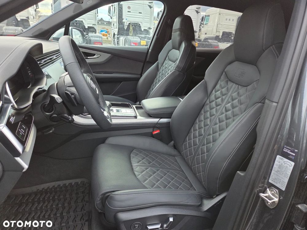 Audi SQ7 - 12
