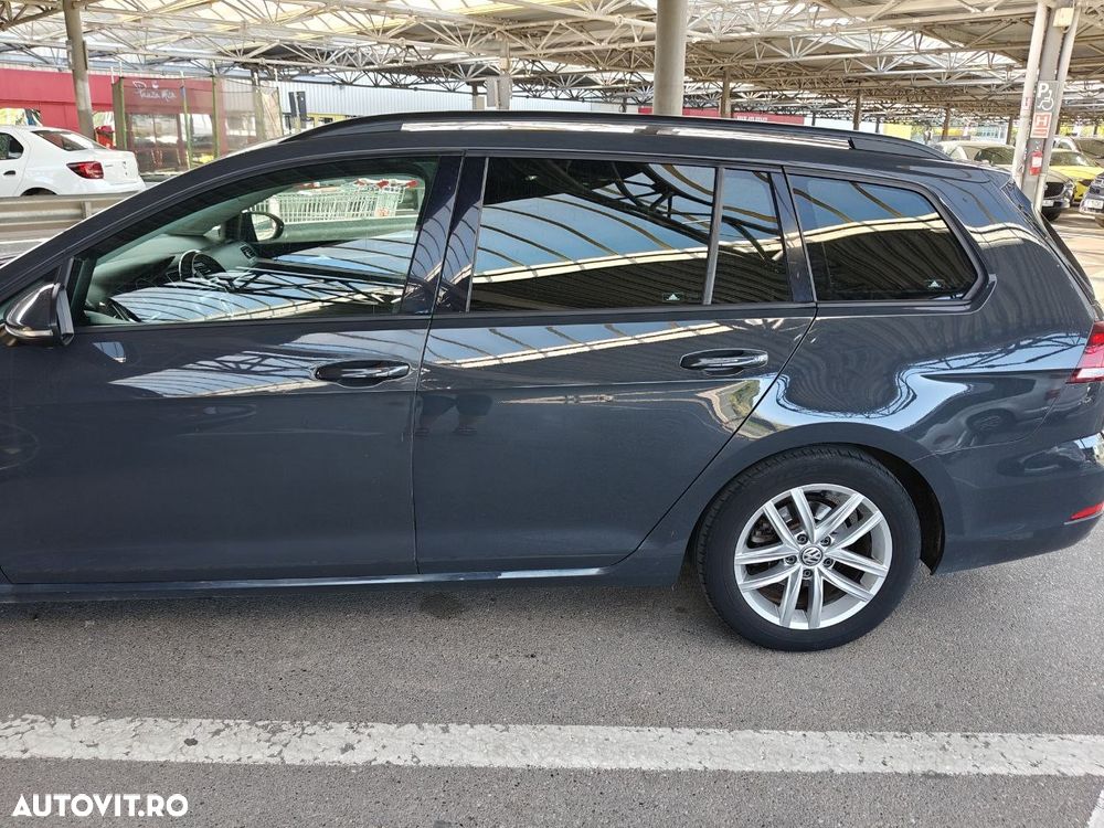 Volkswagen Golf - 4