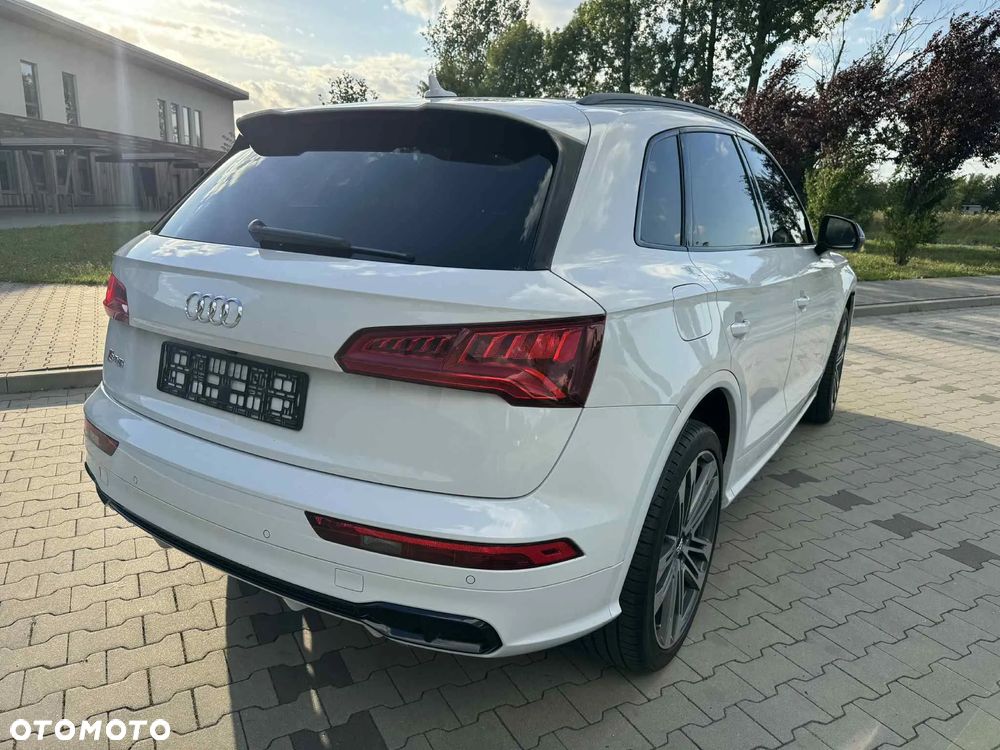 Audi SQ5 - 10