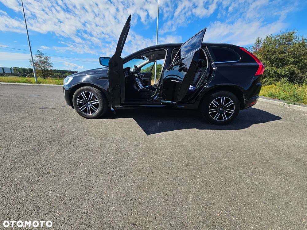 Volvo XC 60 D4 AWD Summum - 11