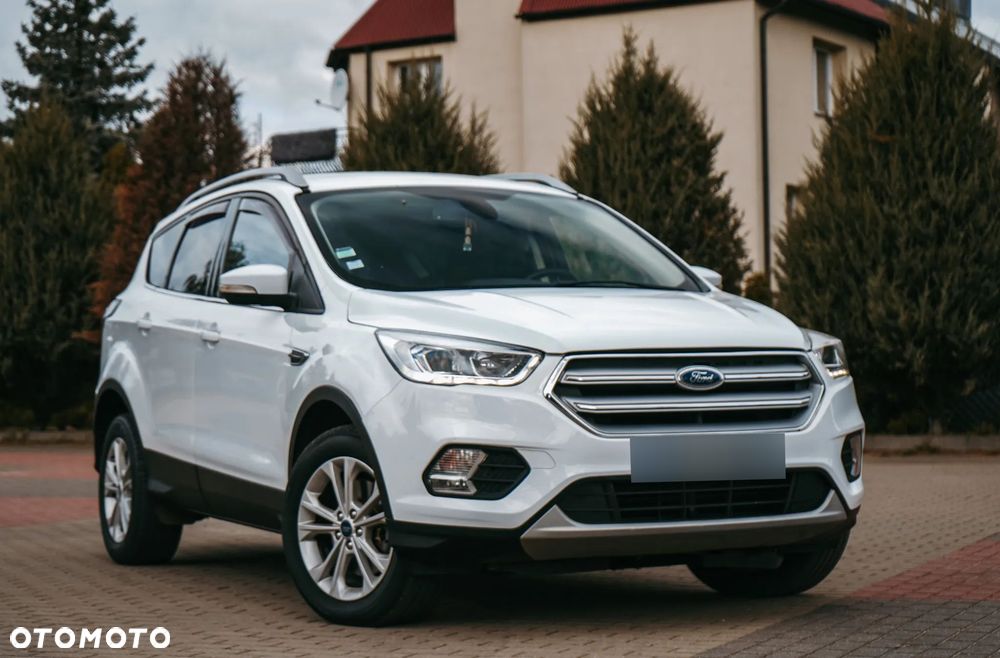 Ford Kuga 2.0 TDCi 2x4 Titanium - 2