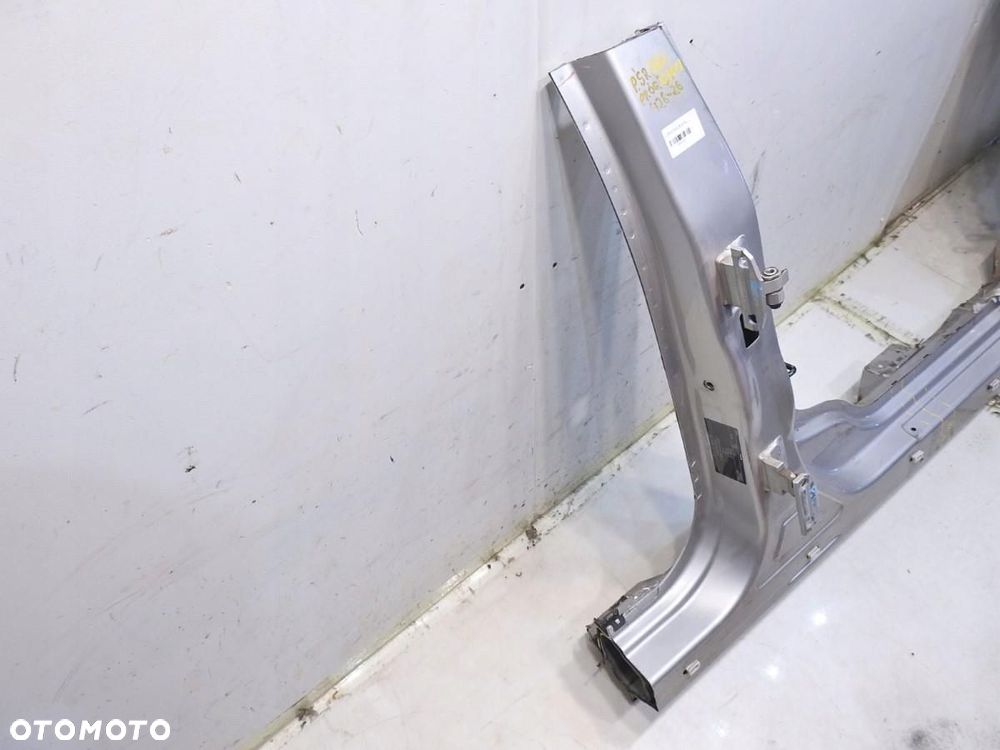 PRÓG SŁUPEK ŚRODKOWY PRAWY 426-26 VOLVO V70 III - 5