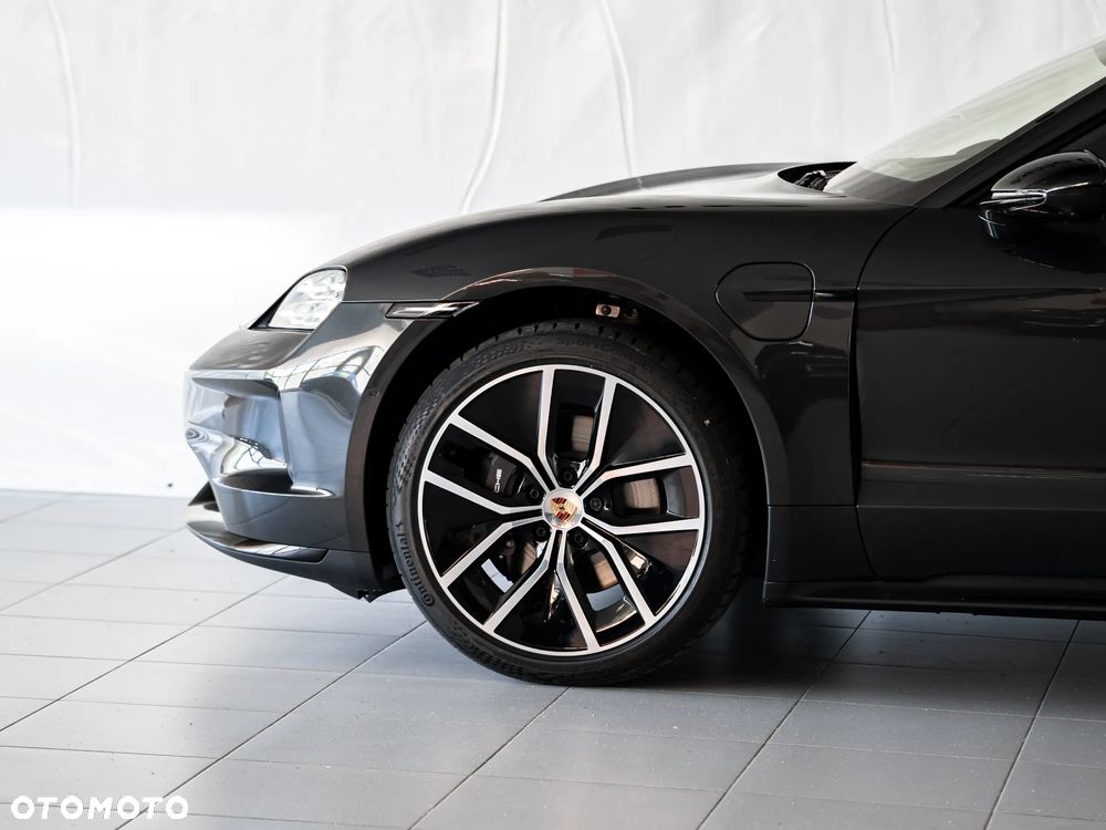 Porsche Taycan 105kWh 4 - 7