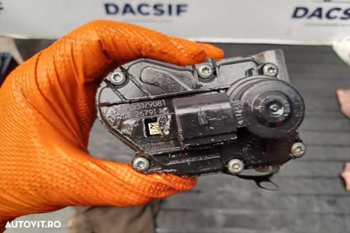 Egr 2.0D A2C53179081 8200797706B H8200327011 2.0D A2C53179081 8200797 - 5