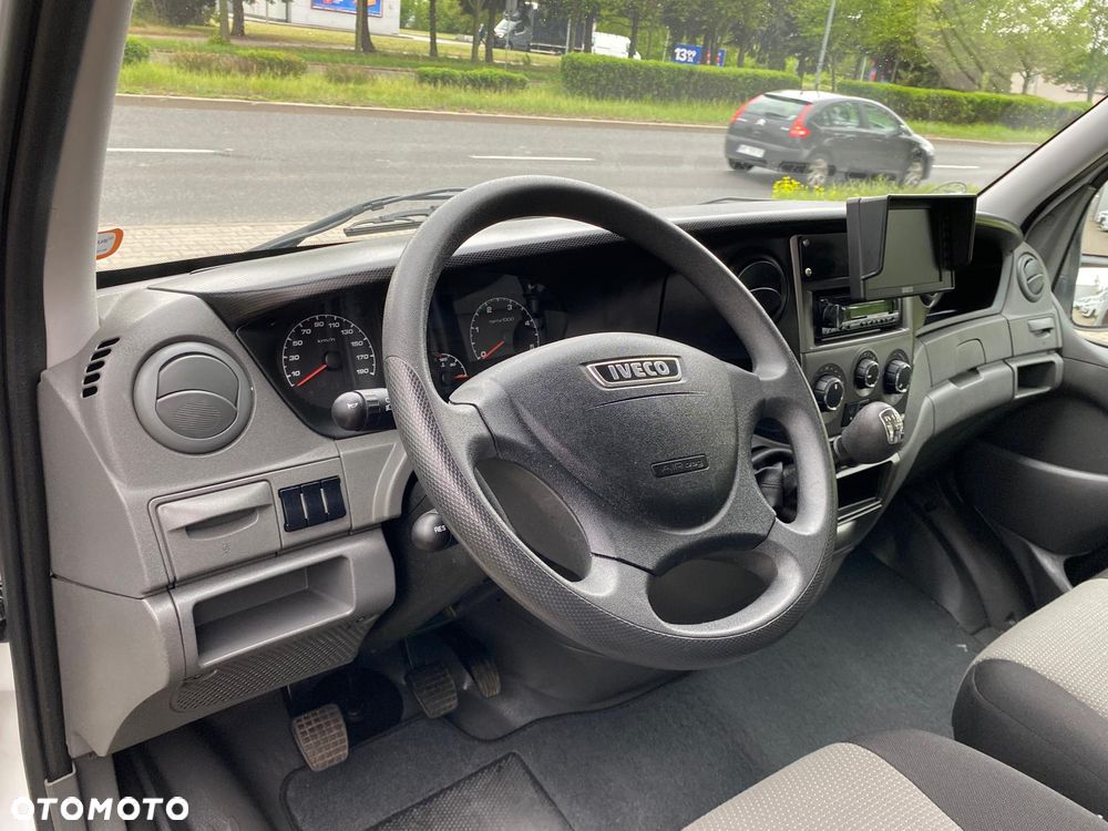 Iveco DAILY 35C17 3,0 HPI zabudowa specjalistyczna | świetna baza pod kampera, biuro, warsztat - 31