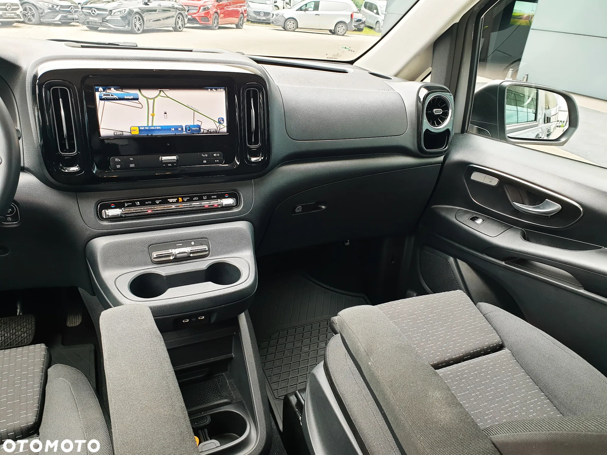 Mercedes-Benz Vito Tourer 116 CDI L3 Select 4x4 9G-Tronic 447.705 - 12