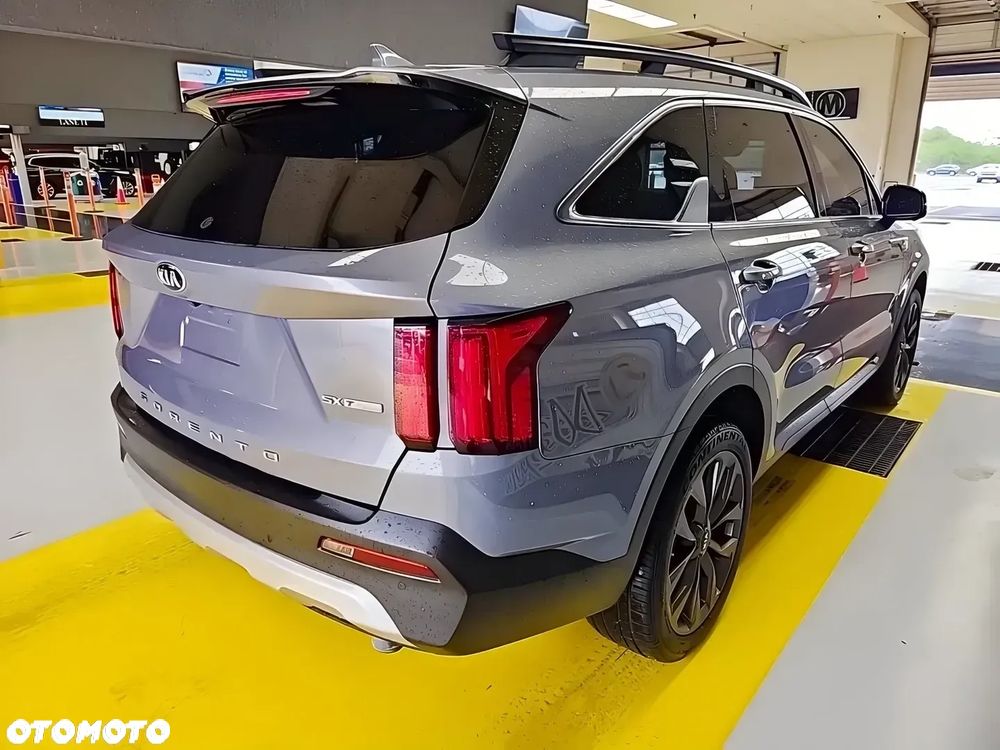 Kia Sorento - 7