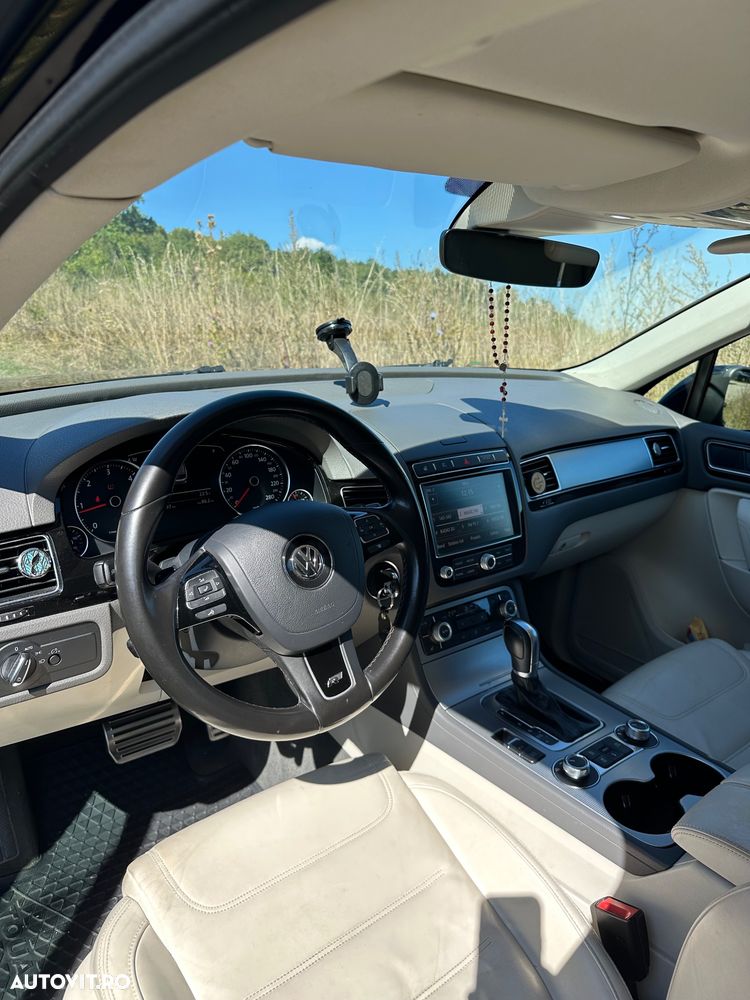 Volkswagen Touareg - 4