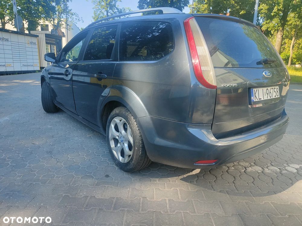 Ford Focus - 4