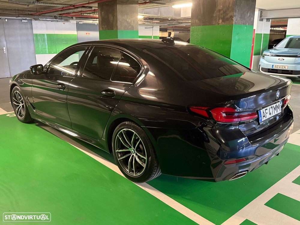 BMW 520 d Pack Desportivo M Auto - 9