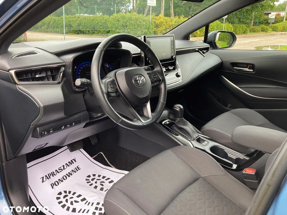 Toyota Corolla - 13