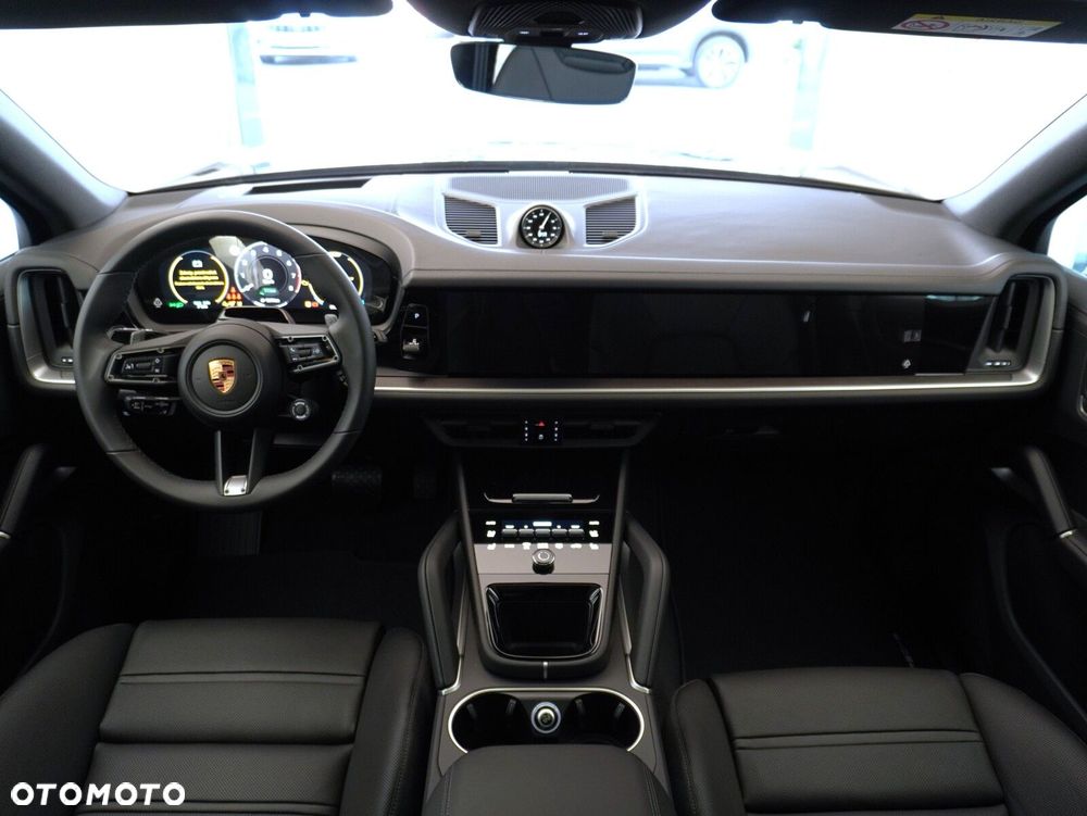 Porsche Cayenne E-Hybrid PHEV Black Edition - 36