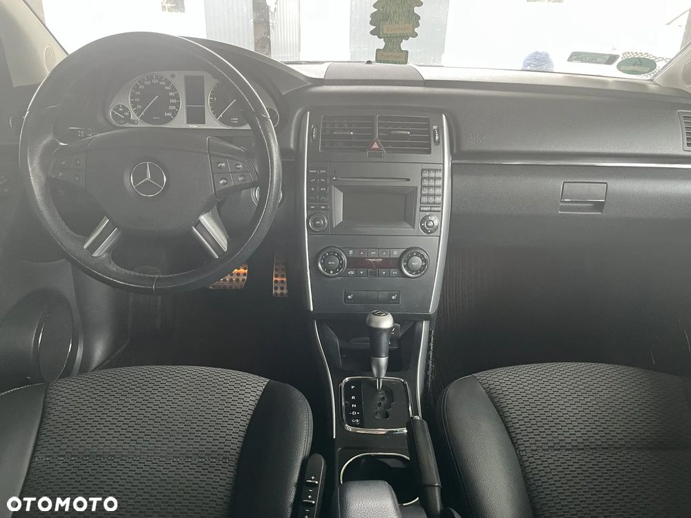 Mercedes-Benz Klasa B 200 CDI Autotronic - 2