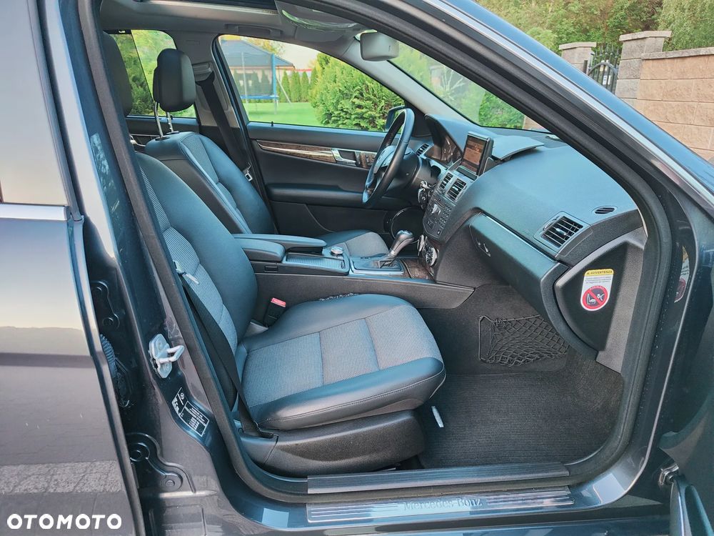 Mercedes-Benz Klasa C 350 CDI DPF 4Matic 7G-TRONIC Avantgarde - 10