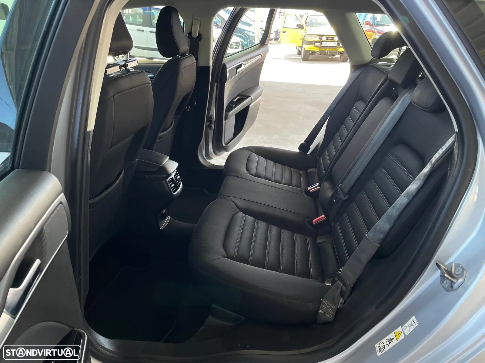 Ford Mondeo SW 1.5 TDCi Titanium - 32