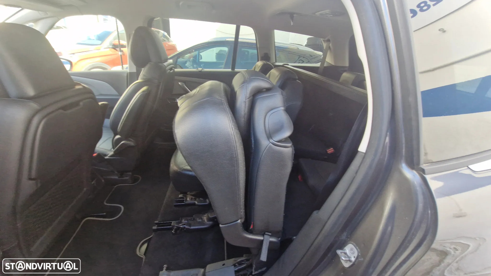 Citroën C4 Grand Picasso - 12