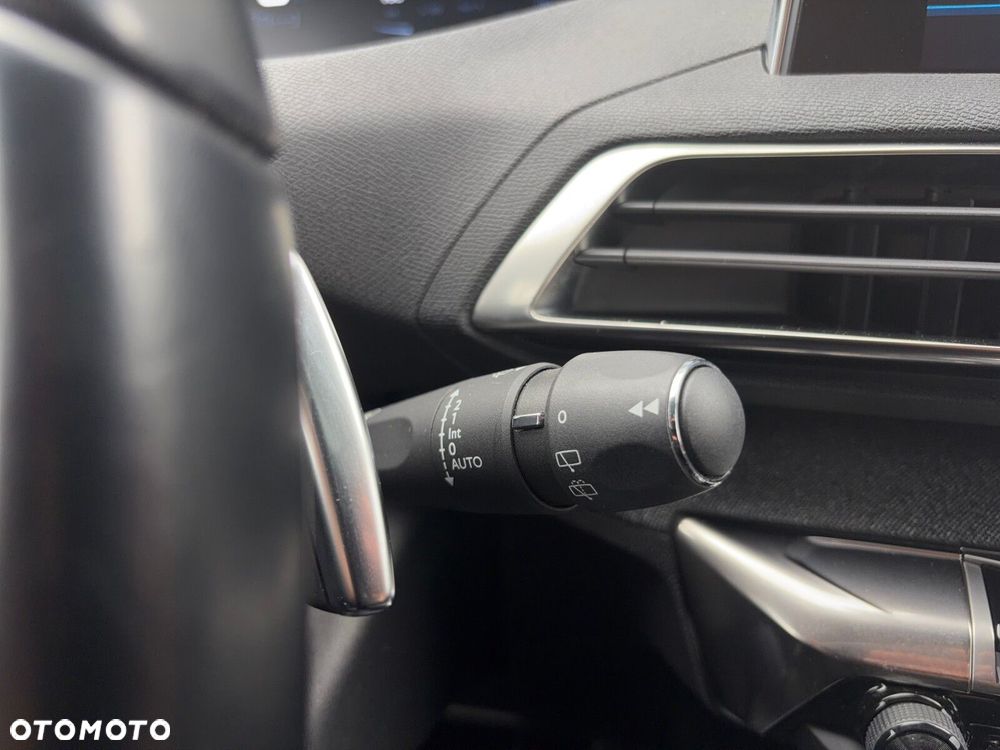 Peugeot 5008 2.0 BlueHDI Crossway S&S EAT8 - 22