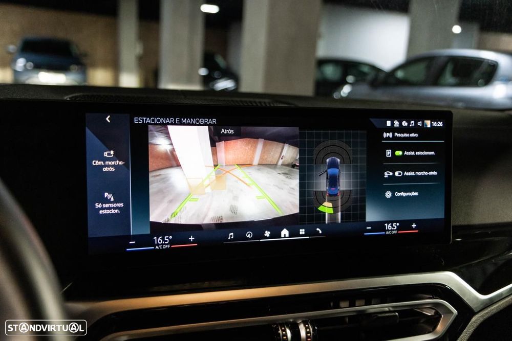 BMW i4 eDrive40 - 34