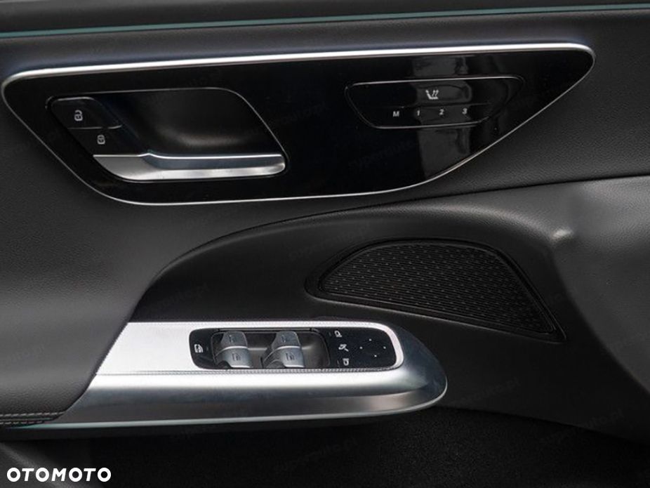 Mercedes-Benz Klasa E 220 d mHEV 4-Matic AMG 9G-Tronic - 15