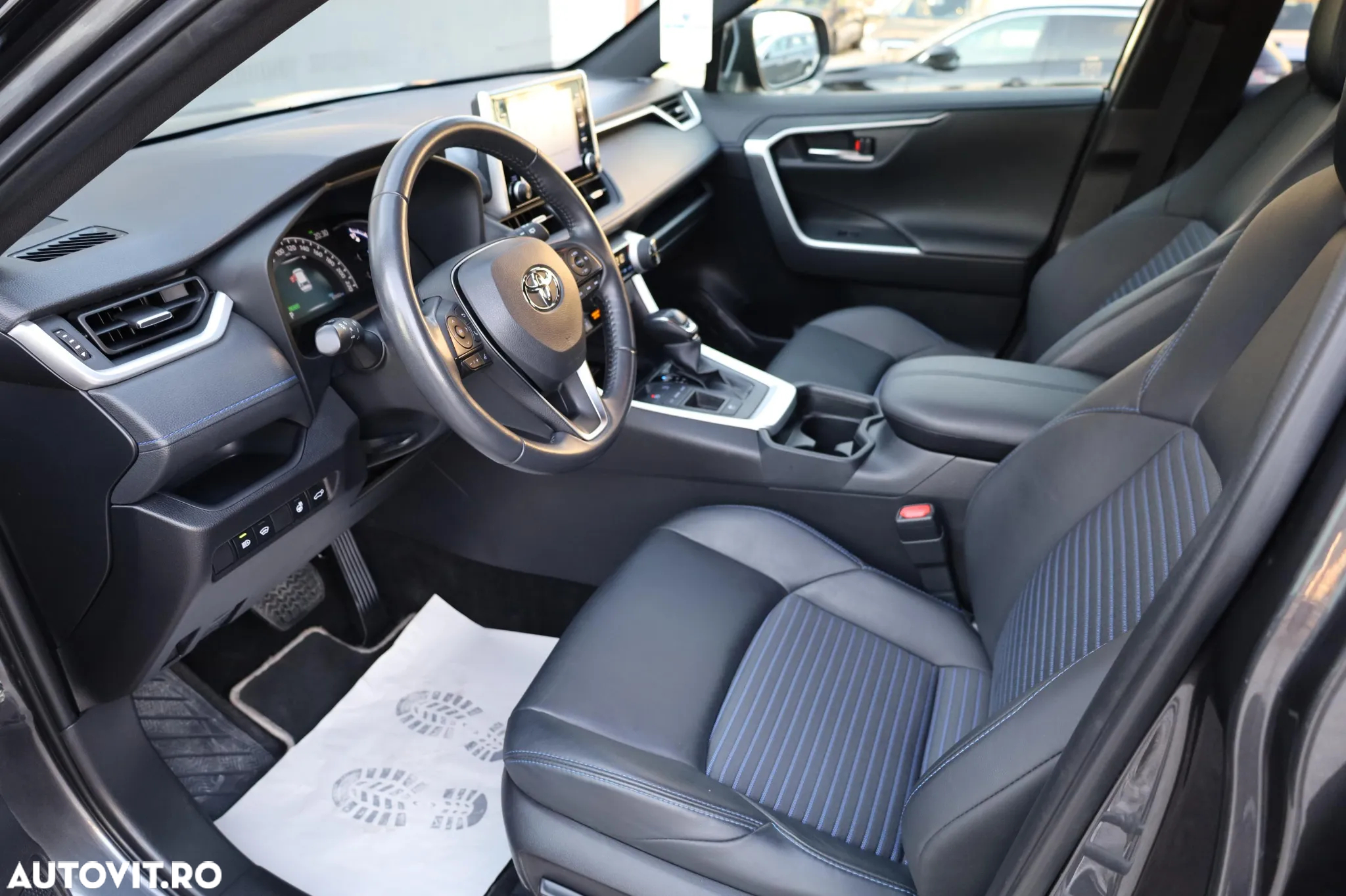 Toyota RAV4 2.5 4x2 Hybrid Style Selection - 13