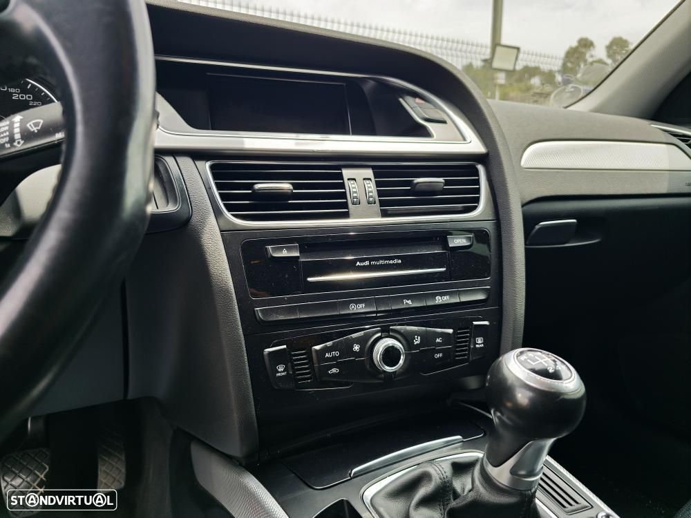 Audi A4 Avant 2.0 TDI Business Line S-line - 10