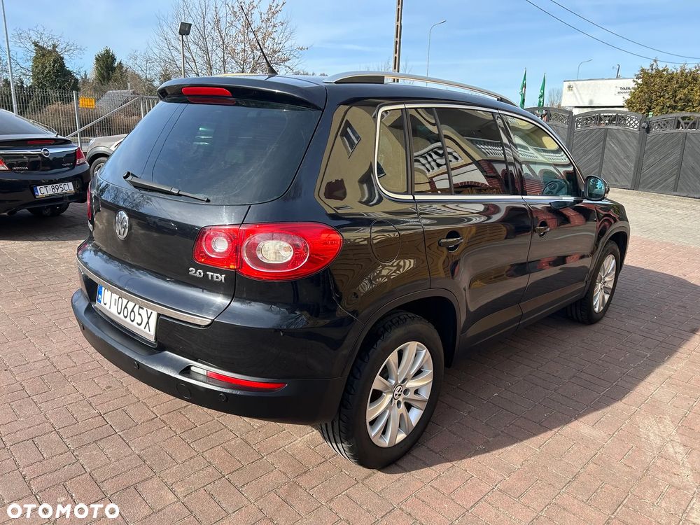 Volkswagen Tiguan 2.0 TDI DPF 4Motion BlueMotion Technology Lounge Sport & Style - 25