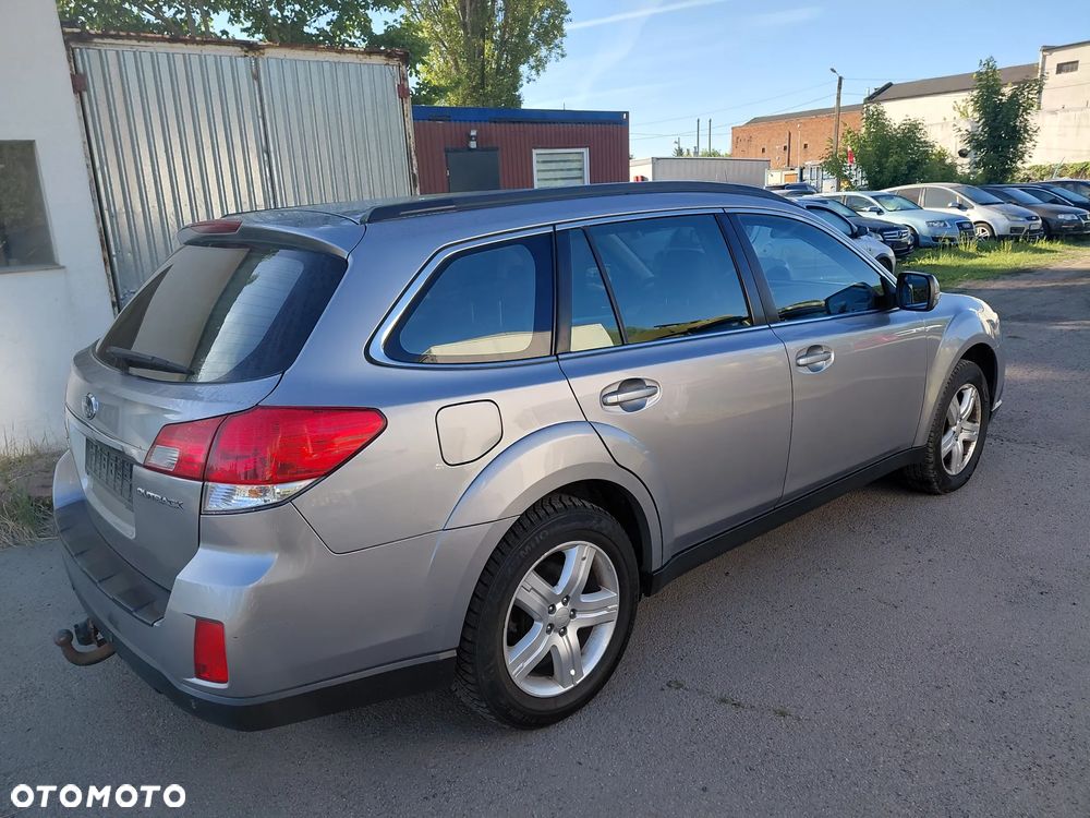 Subaru Outback 2.5i Lineartronic Active - 5