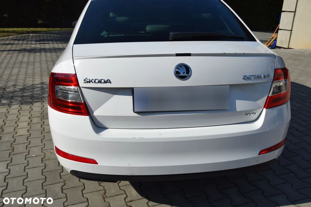 Skoda Octavia 2.0 TDI 4x4 Elegance DSG - 8