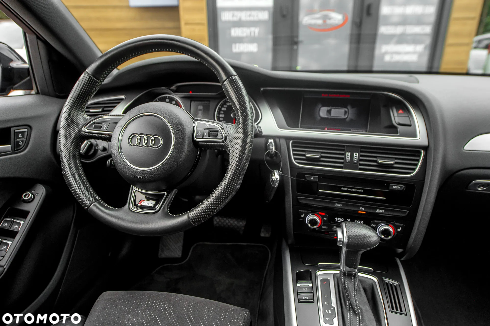 Audi A4 Avant 2.0 TFSI quattro S tronic S line Sportpaket - 23