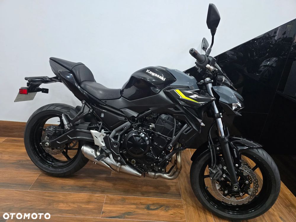 Kawasaki Z 650 - 11