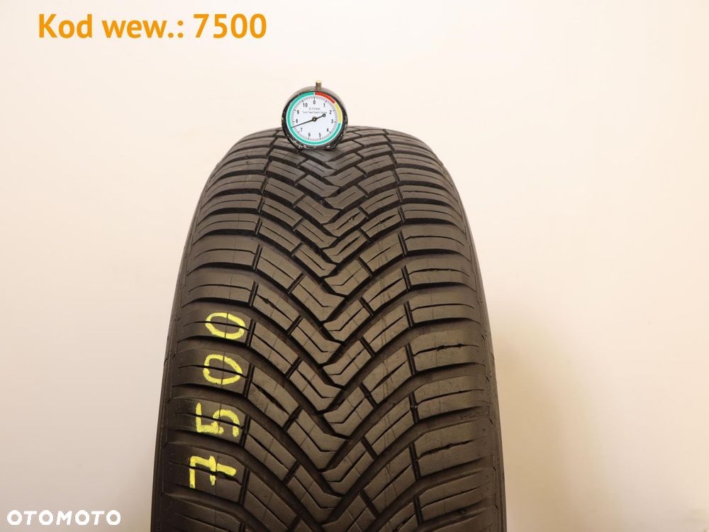 Continental AllSeasonContact - 215/65 R17 - 1