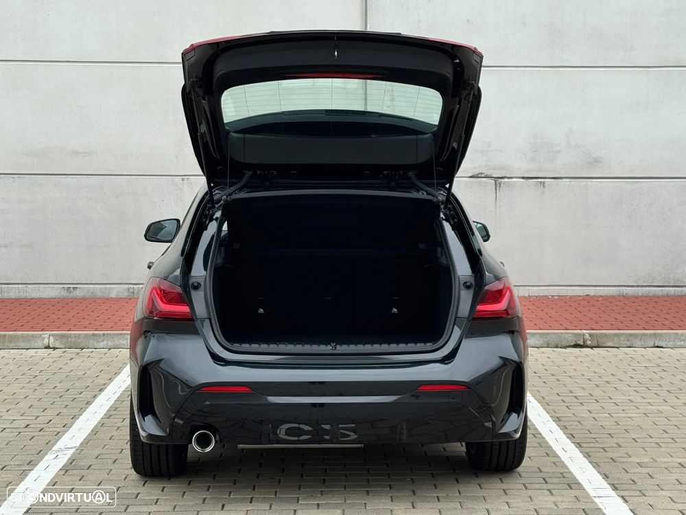 BMW 116 d Pack Desportivo M - 13