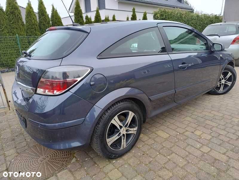 Opel Astra - 4