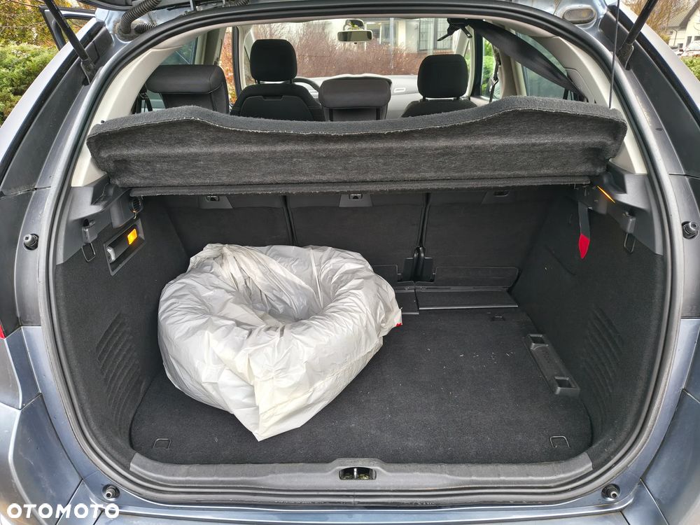 Citroën C4 Picasso - 6