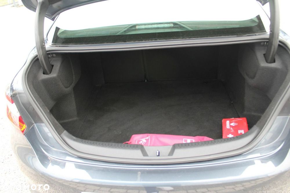 Renault Megane - 25