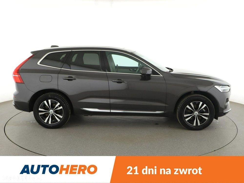 Volvo XC 60 T6 Plug-In Hybrid AWD Inscription Expression - 9