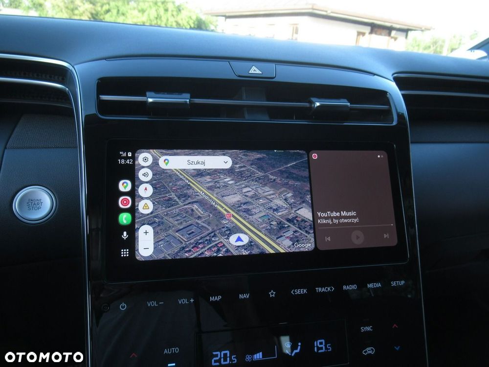 Hyundai Tucson 1.6 T-GDi HEV Executive 2WD - 31