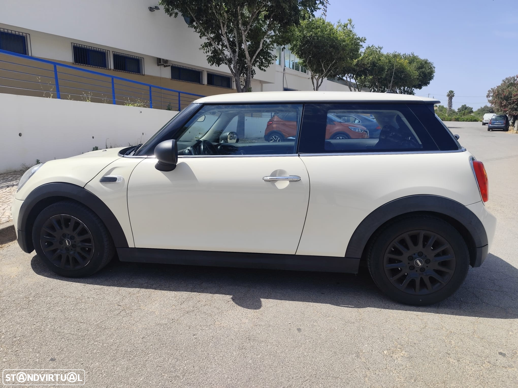 MINI 3 Portas One - 7