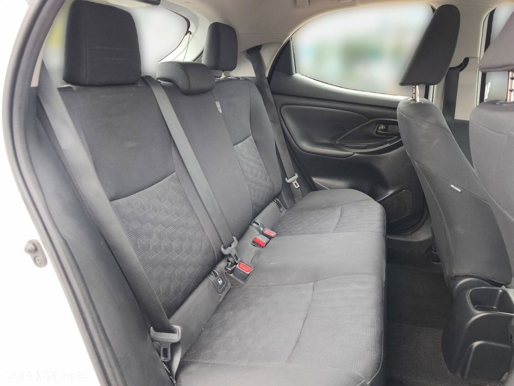 Toyota Yaris 1.5 Comfort - 11