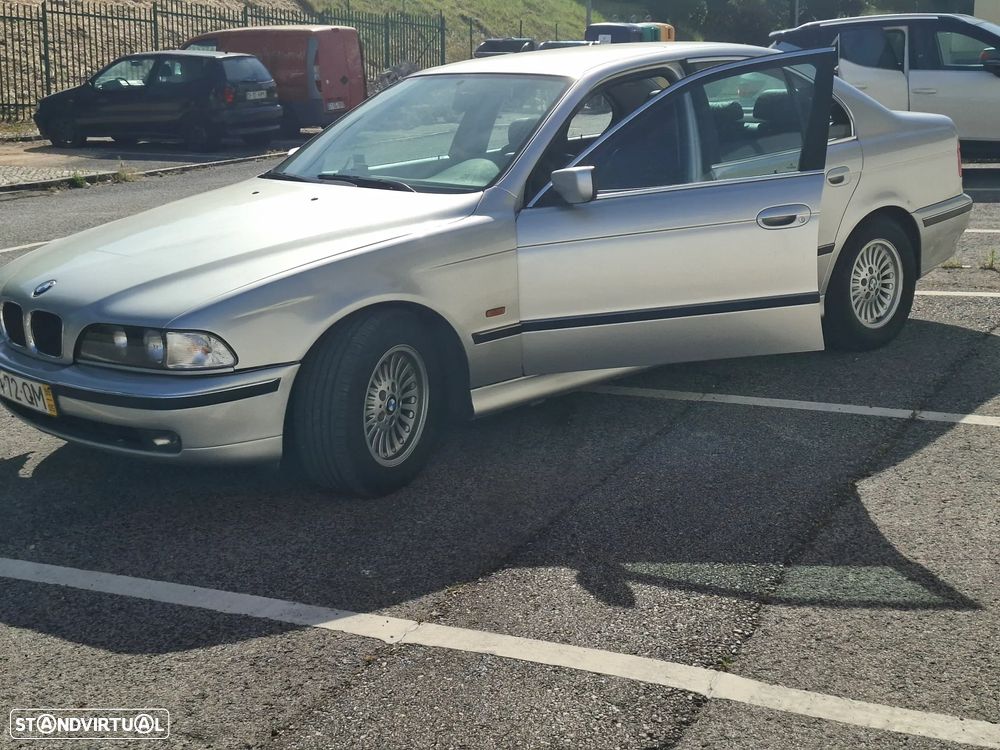 BMW 528 iA - 3