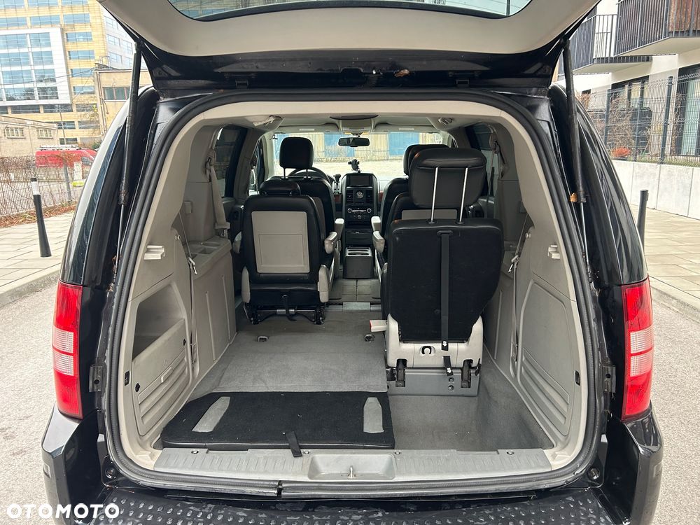 Chrysler Grand Voyager 3.8 V6 Limited - 13