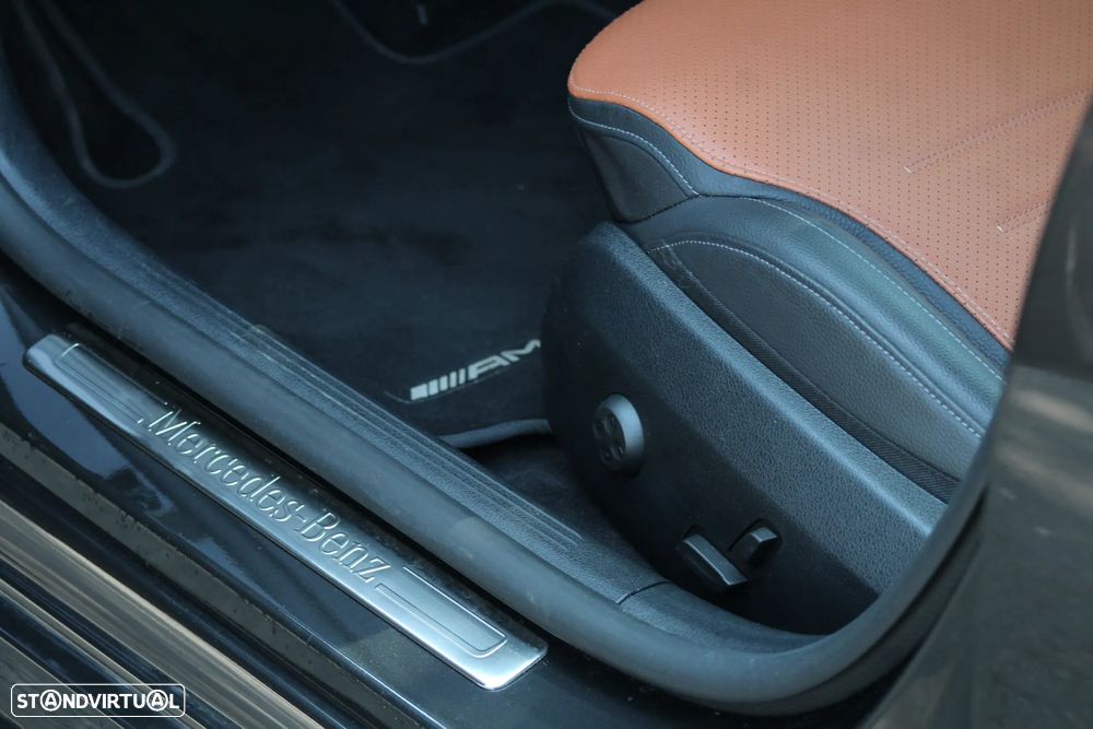 Mercedes-Benz C 300 e AMG Line - 28