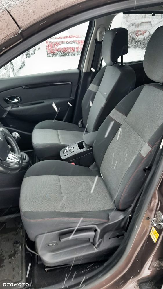 Renault Scenic dCi 110 Expression - 14