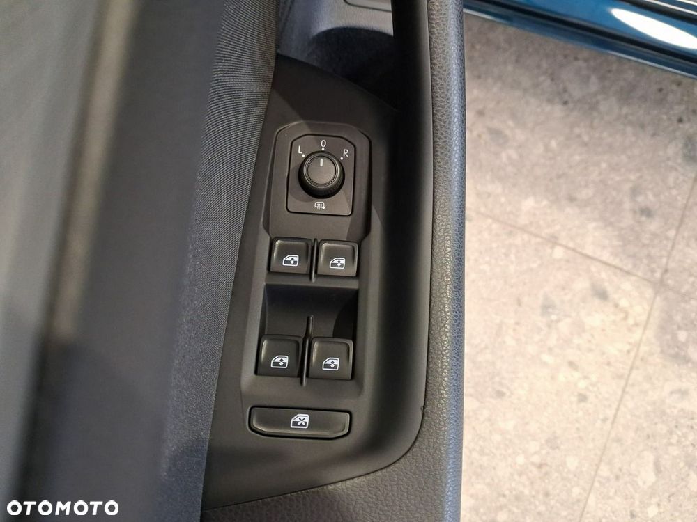 Volkswagen Passat - 14