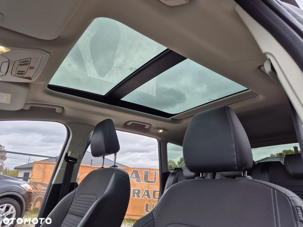 Ford Kuga 2.0 TDCi 4WD Titanium - 28
