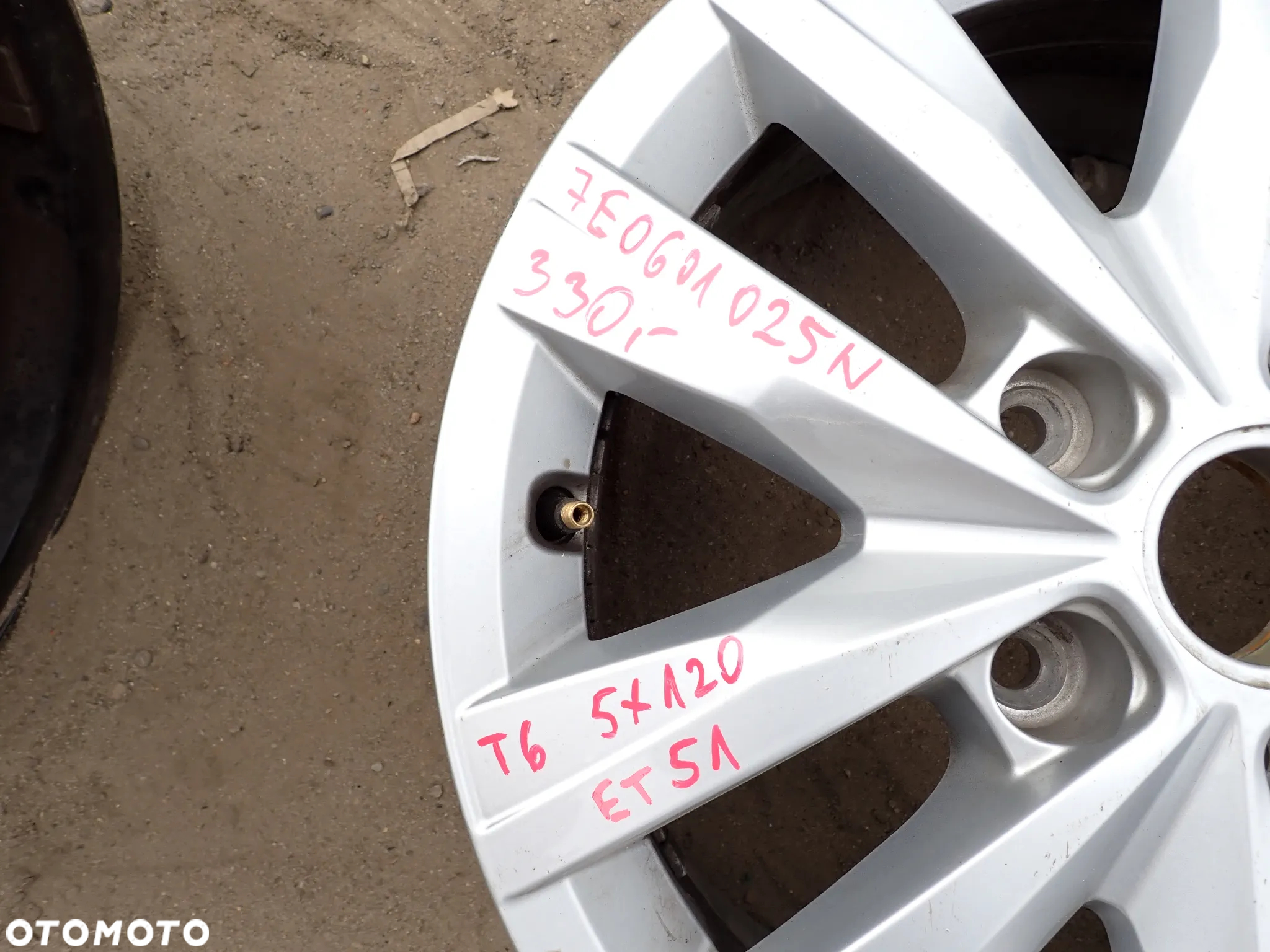 VOLKSWAGEN T5 T6 ALUFELGA 16" 7E0601025N - 3