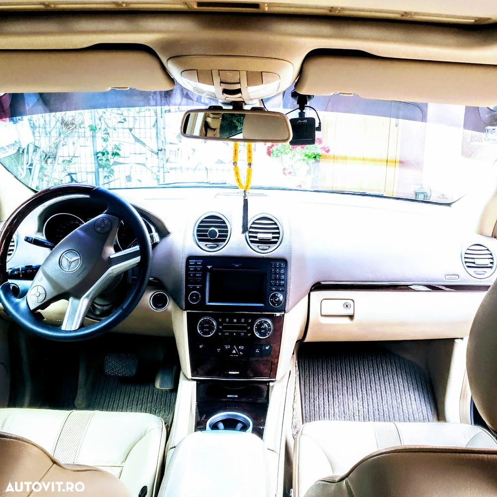 Mercedes-Benz ML - 16